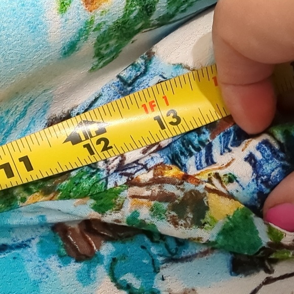 Chico's Multicolor Artistic Print Cropped Pants - Picture 9 of 11